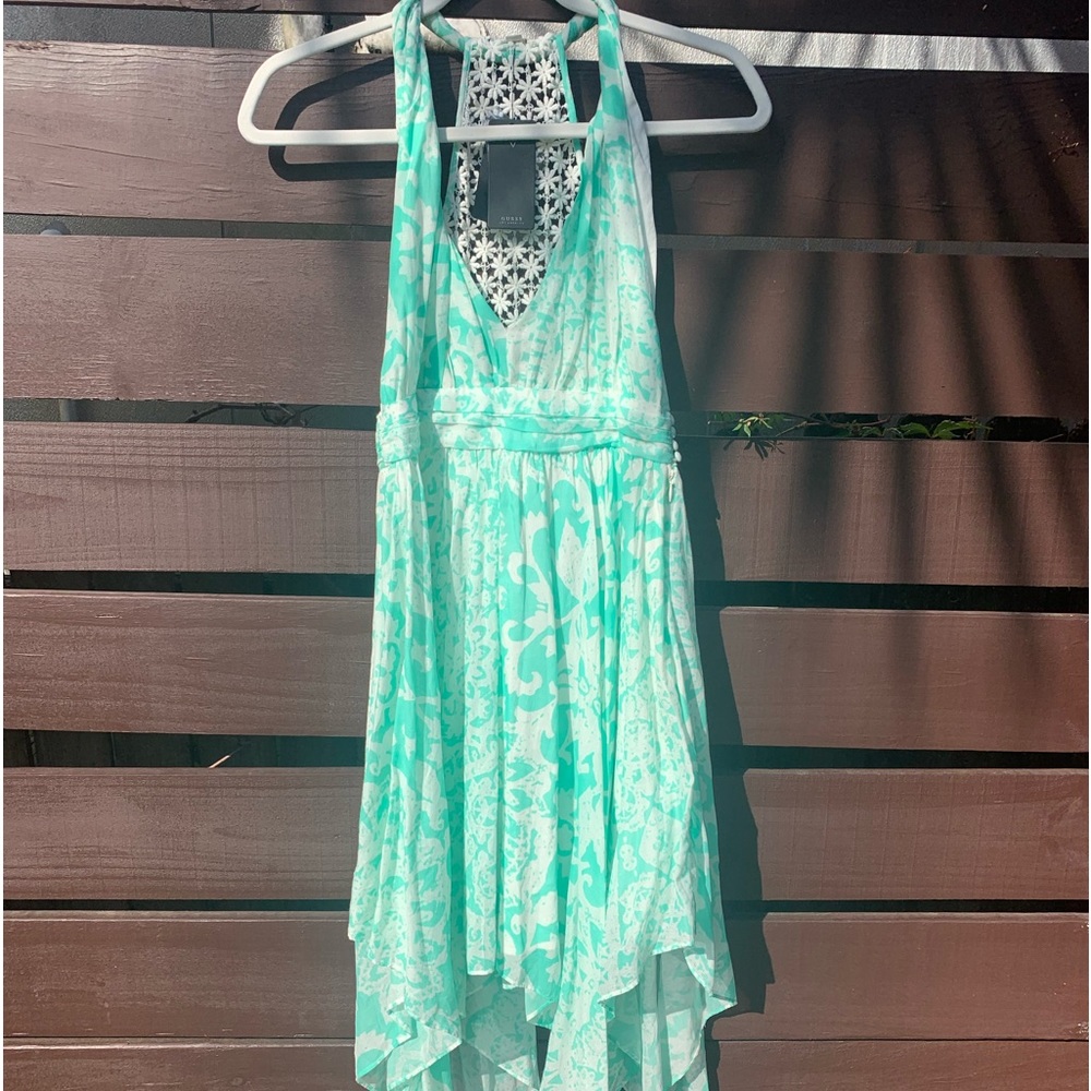 GUESS Lace + Green White Twisted Halter Top Women's Size 2